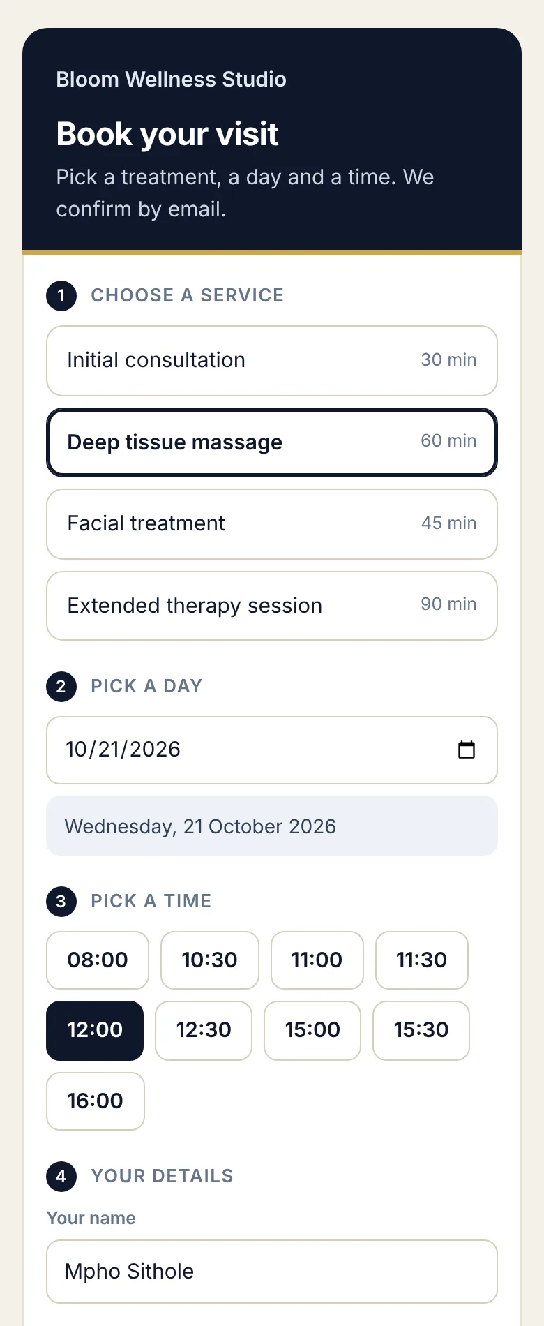 A client choosing a service, a day and a free time on the booking page
